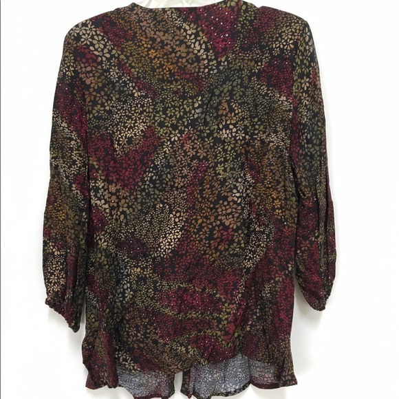 ART and Soul button down blouse. - Picture 2 of 5